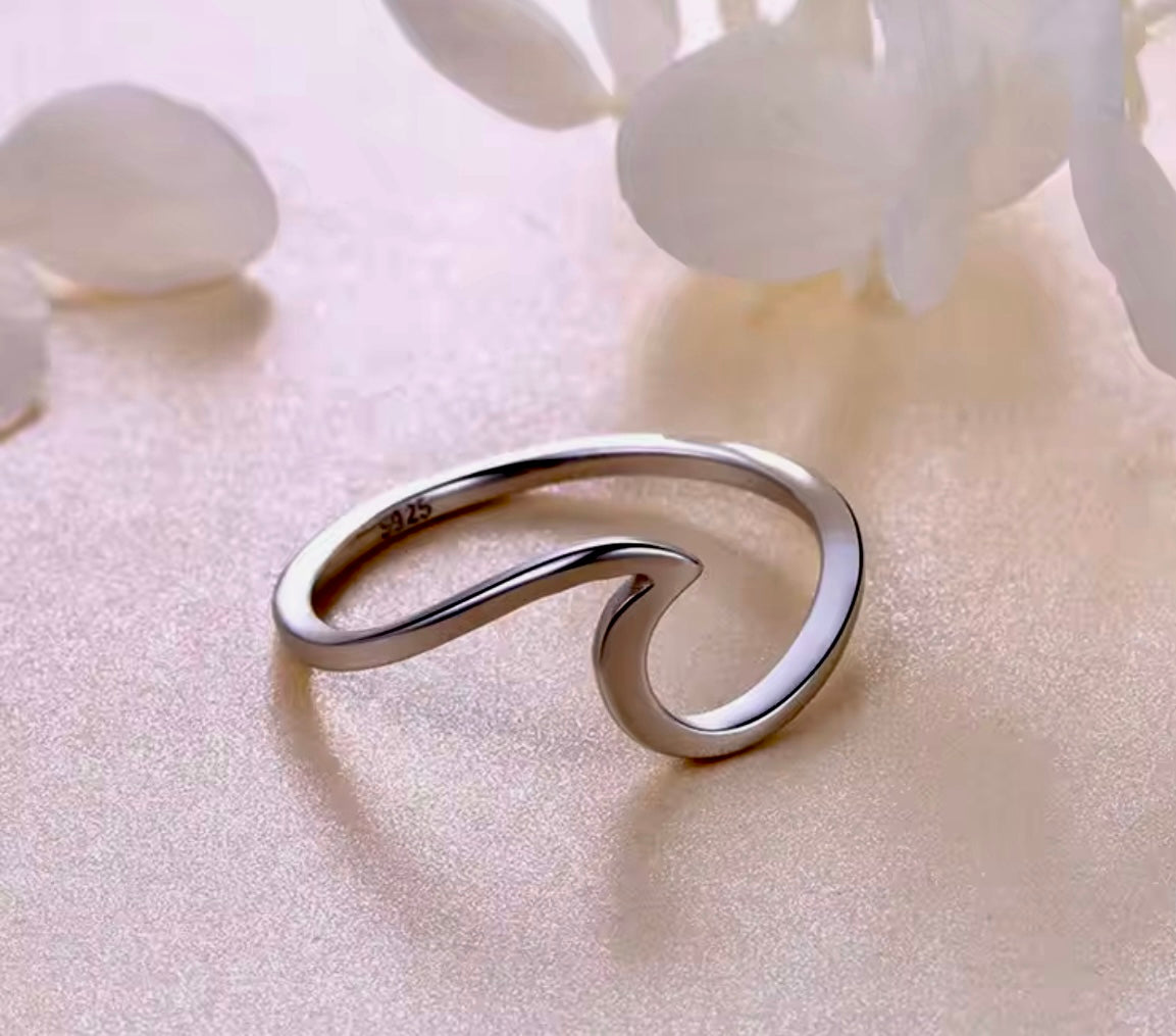 Silver Wave Ring