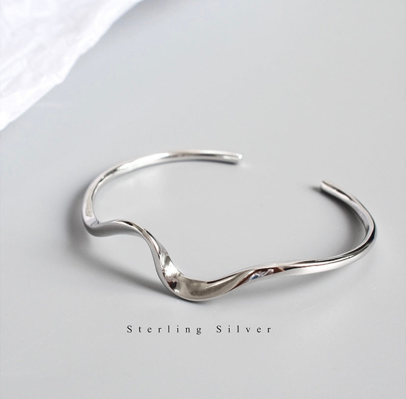 Silver Wave Bangle