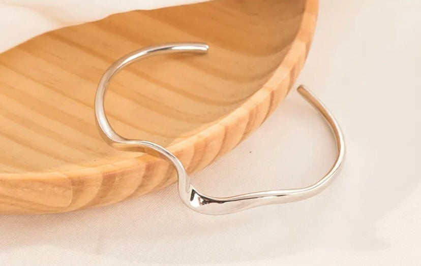 Silver Wave Bangle