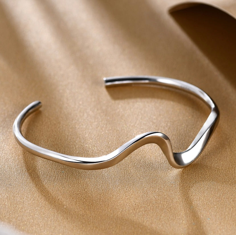 Silver Wave Bangle