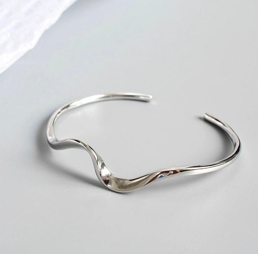 Silver Wave Bangle